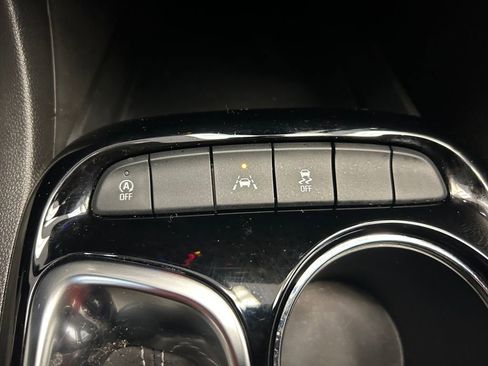 Used 2025 Buick Encore GX Sport Touring image 21