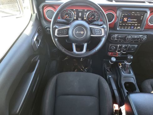 Used 2020 Jeep Gladiator Rubicon image 23