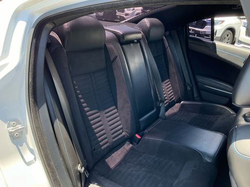 Used 2020 Dodge Charger SRT Hellcat w/ Navigation & Travel Group RWD image 17