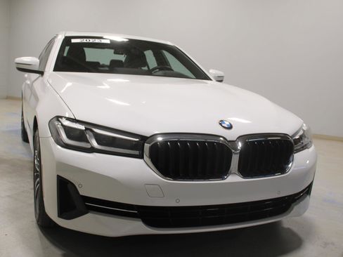 Used 2023 BMW 530i xDrive w/ Premium Package AWD/4WD image 17