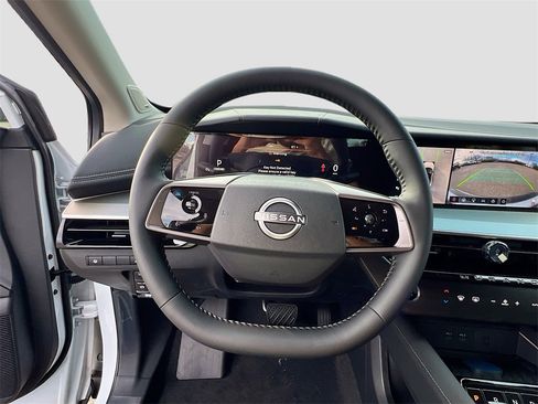 New 2026 Nissan Murano SL image 11