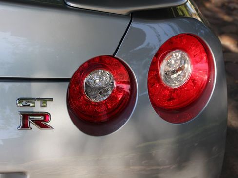 Used 2009 Nissan GT-R Premium AWD/4WD image 48