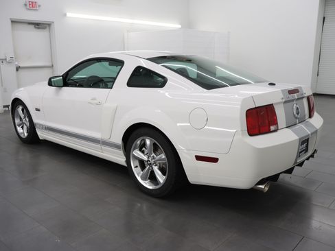 Used 2007 Ford Mustang GT Premium RWD image 6