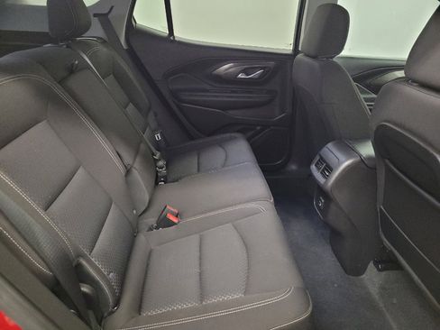 Used 2024 GMC Terrain SLE w/ Driver Convenience Package FWD image 19