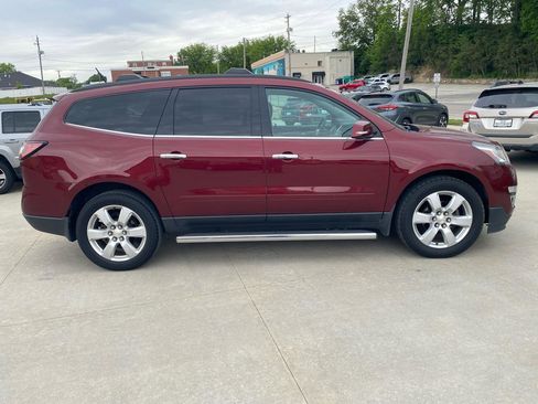 Used 2016 Chevrolet Traverse LT w/ Traveler's Package AWD/4WD image 5