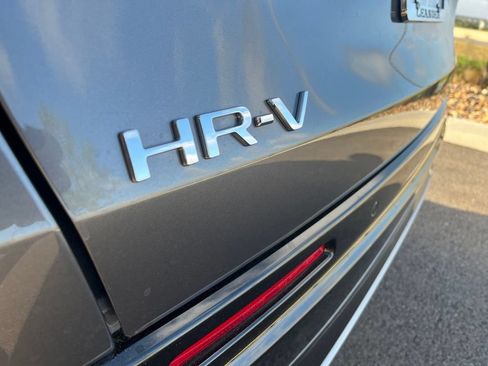 Used 2027 Honda HR-V EX-L image 8