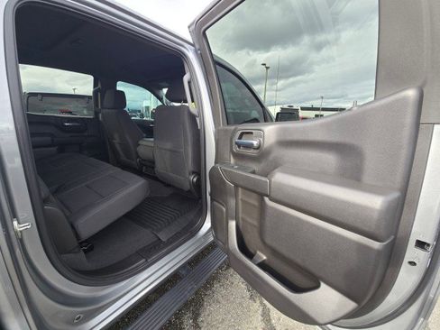 Used 2023 Chevrolet Silverado 1500 Custom image 14