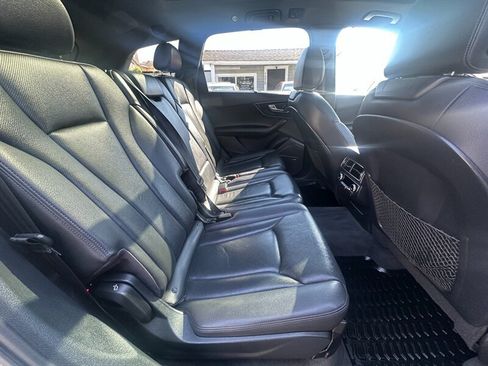 Used 2017 Audi Q7 3.0T Prestige AWD/4WD image 16