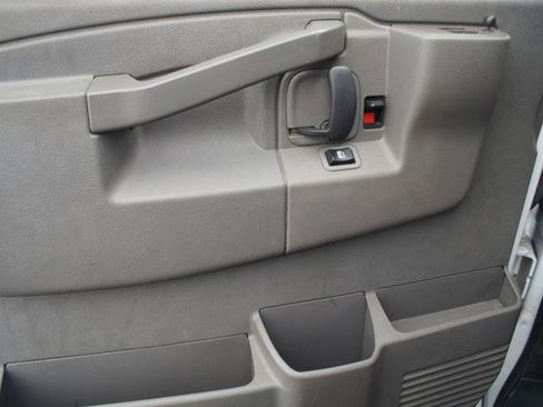 Used 2020 Chevrolet Express 2500 w/ Driver Convenience Package image 18