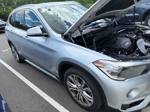 Used 2016 BMW X1 xDrive28i AWD/4WD image 4