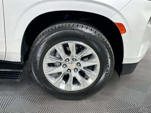 Used 2023 Chevrolet Tahoe Premier AWD/4WD image 20