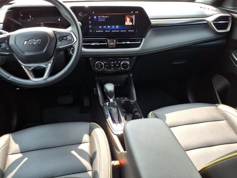 Used 2024 Chevrolet TrailBlazer ACTIV w/ Convenience Package AWD/4WD image 10