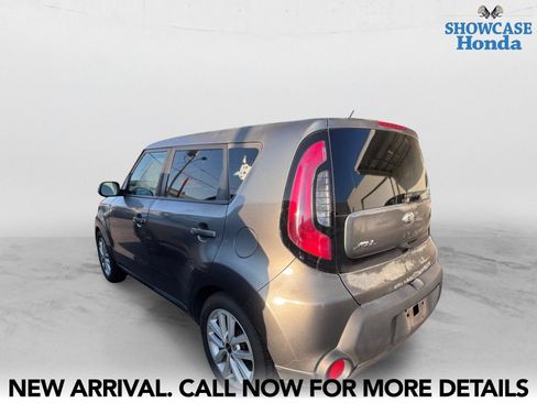 Used 2018 Kia Soul + FWD image 4