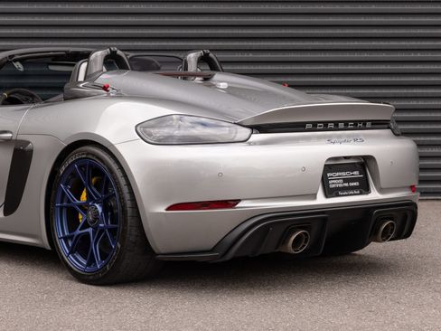 Certified 2025 Porsche 718 Boxster Spyder RS w/ Weissach Package image 12