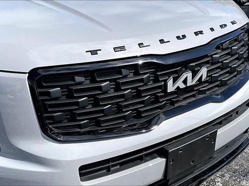 Used 2022 Kia Telluride EX w/ EX Premium Package image 36