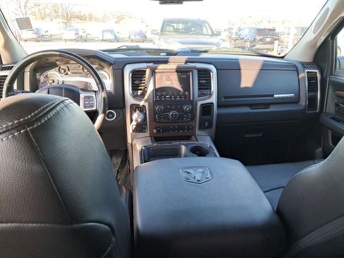 Used 2018 RAM 1500 Laramie w/ Convenience Group image 12