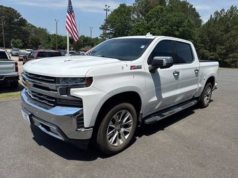 Used 2020 Chevrolet Silverado 1500 LTZ w/ LTZ Plus Package AWD/4WD image 3