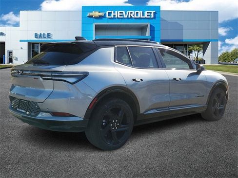 New 2026 Chevrolet Equinox EV RS image 3