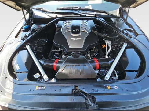 Used 2018 Genesis G90 5.0 Ultimate RWD image 12