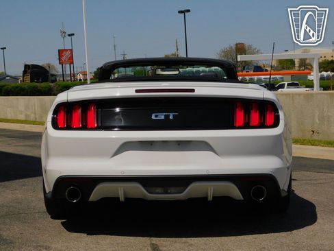 Used 2015 Ford Mustang GT Premium w/ Equipment Group 401A image 19