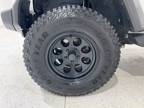 Used 2021 Jeep Wrangler Unlimited Sport image 26