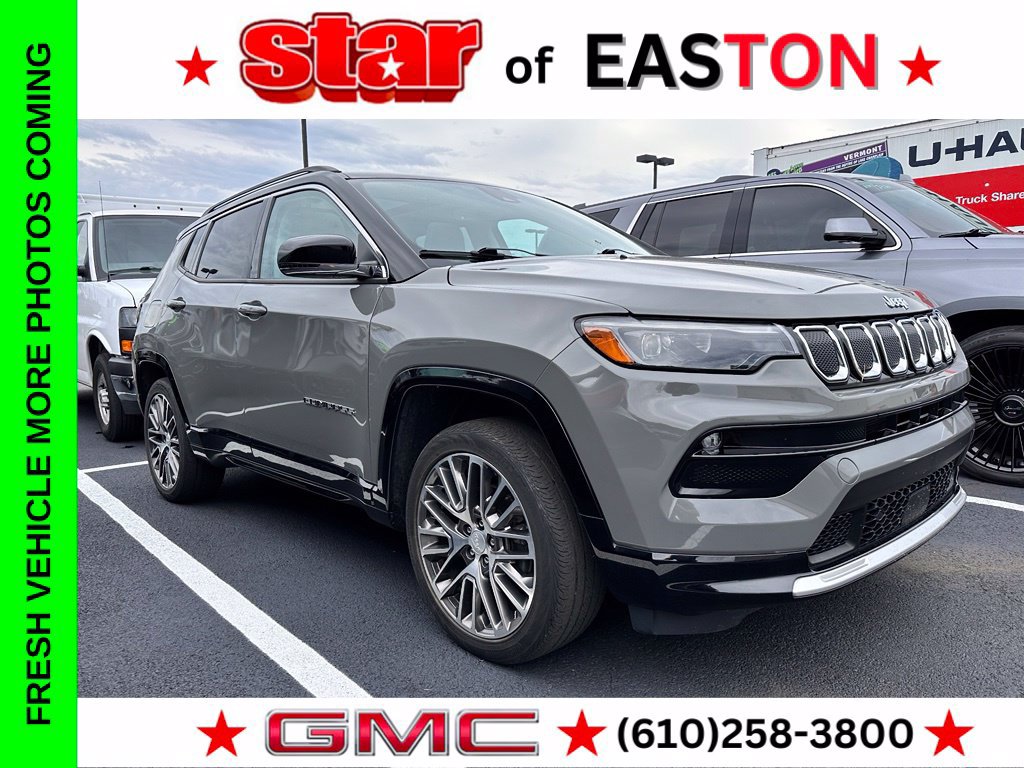 Used 2022 Jeep Compass Limited w/ Elite Group AWD/4WD image 1