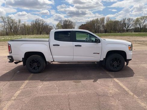 Used 2022 GMC Canyon AT4 AWD/4WD image 6