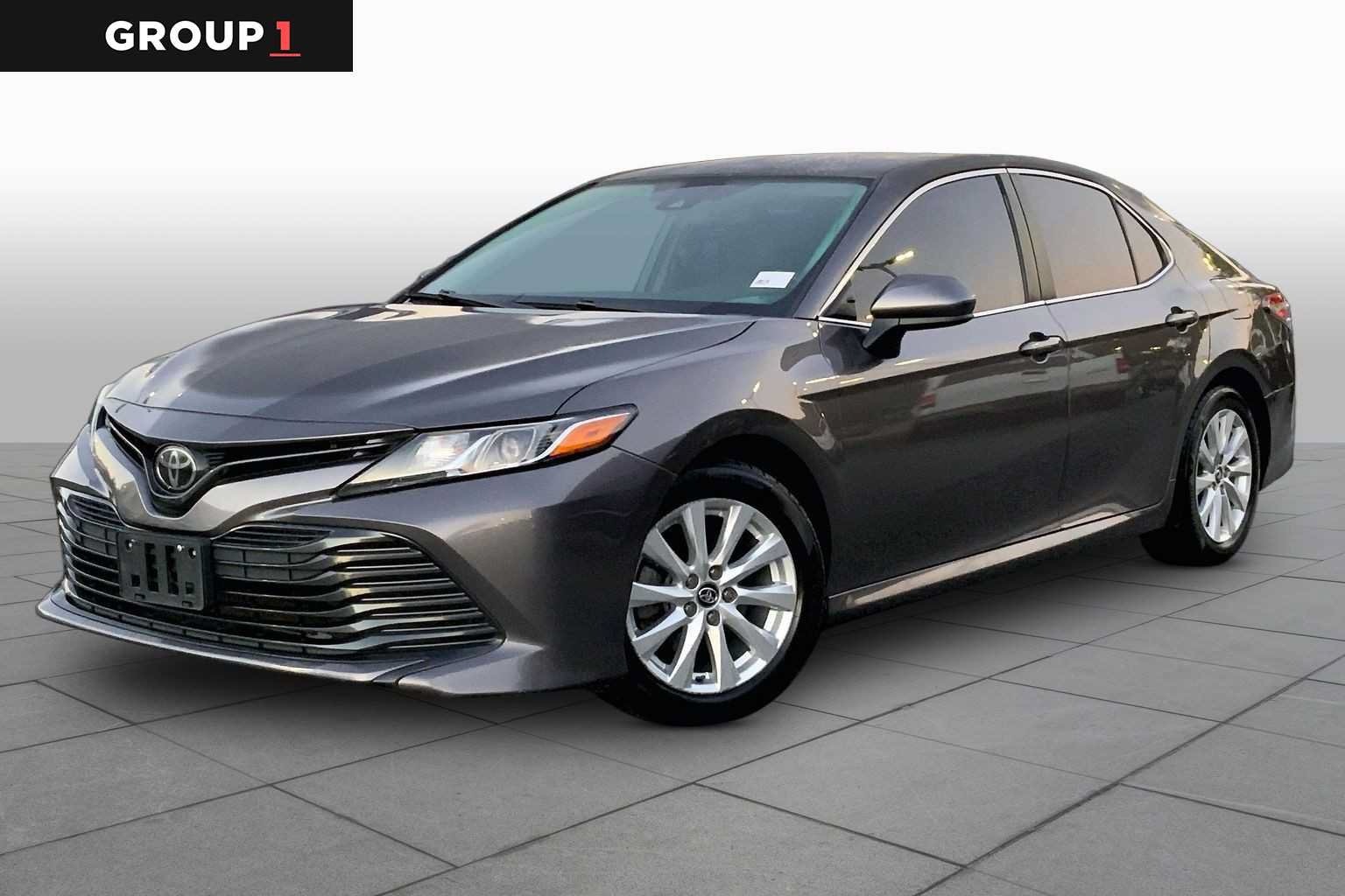 Used 2020 Toyota Camry LE FWD image 1