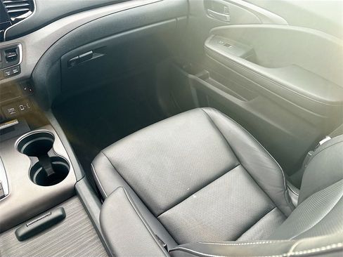 Used 2023 Honda Ridgeline RTL-E image 24