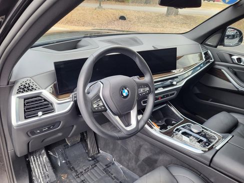 Used 2025 BMW X5 xDrive40i image 11