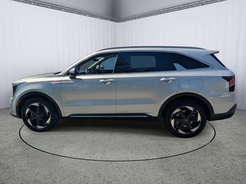 Used 2025 Kia Sorento EX w/ EX Panoramic Sunroof Package AWD/4WD image 6
