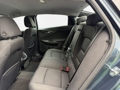 Used 2020 Chevrolet Malibu LT FWD image 24