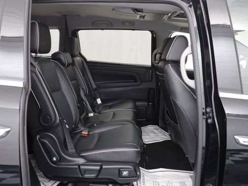Used 2024 Honda Odyssey Elite image 15
