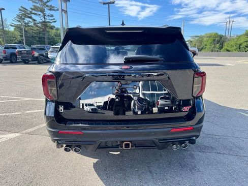 Used 2023 Ford Explorer ST w/ Technology Package AWD/4WD image 6