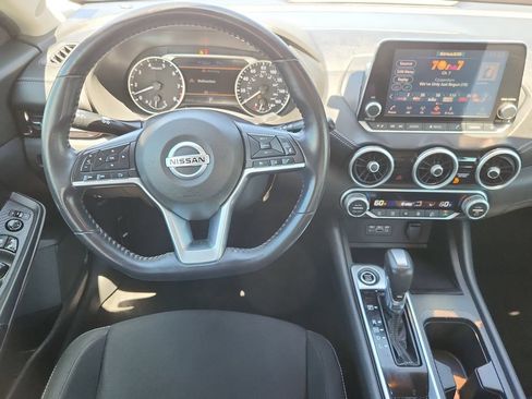 Used 2020 Nissan Sentra SV FWD image 10