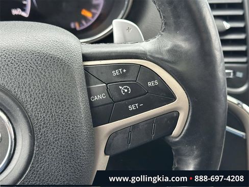 Used 2014 Jeep Grand Cherokee Limited w/ Luxury Group II image 24