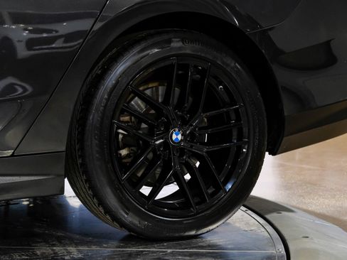 Used 2025 BMW 530i RWD image 63