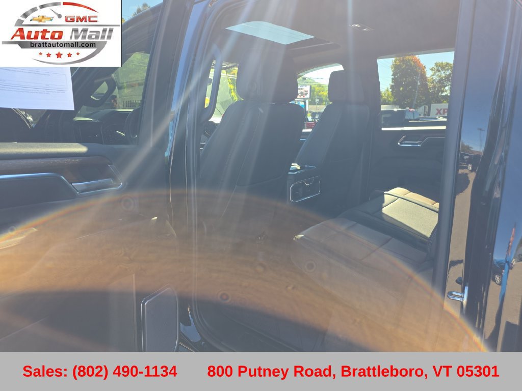 Used 2024 Chevrolet Silverado 3500 High Country w/ Technology Package AWD/4WD image 23