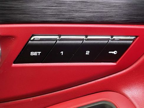 Used 2018 Porsche 911 Carrera GTS image 35