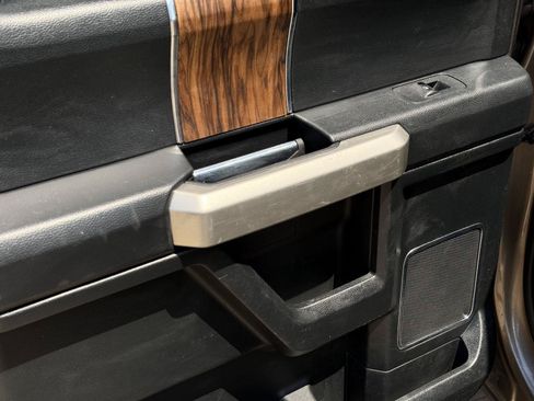 Used 2020 Ford F150 Lariat AWD/4WD image 29