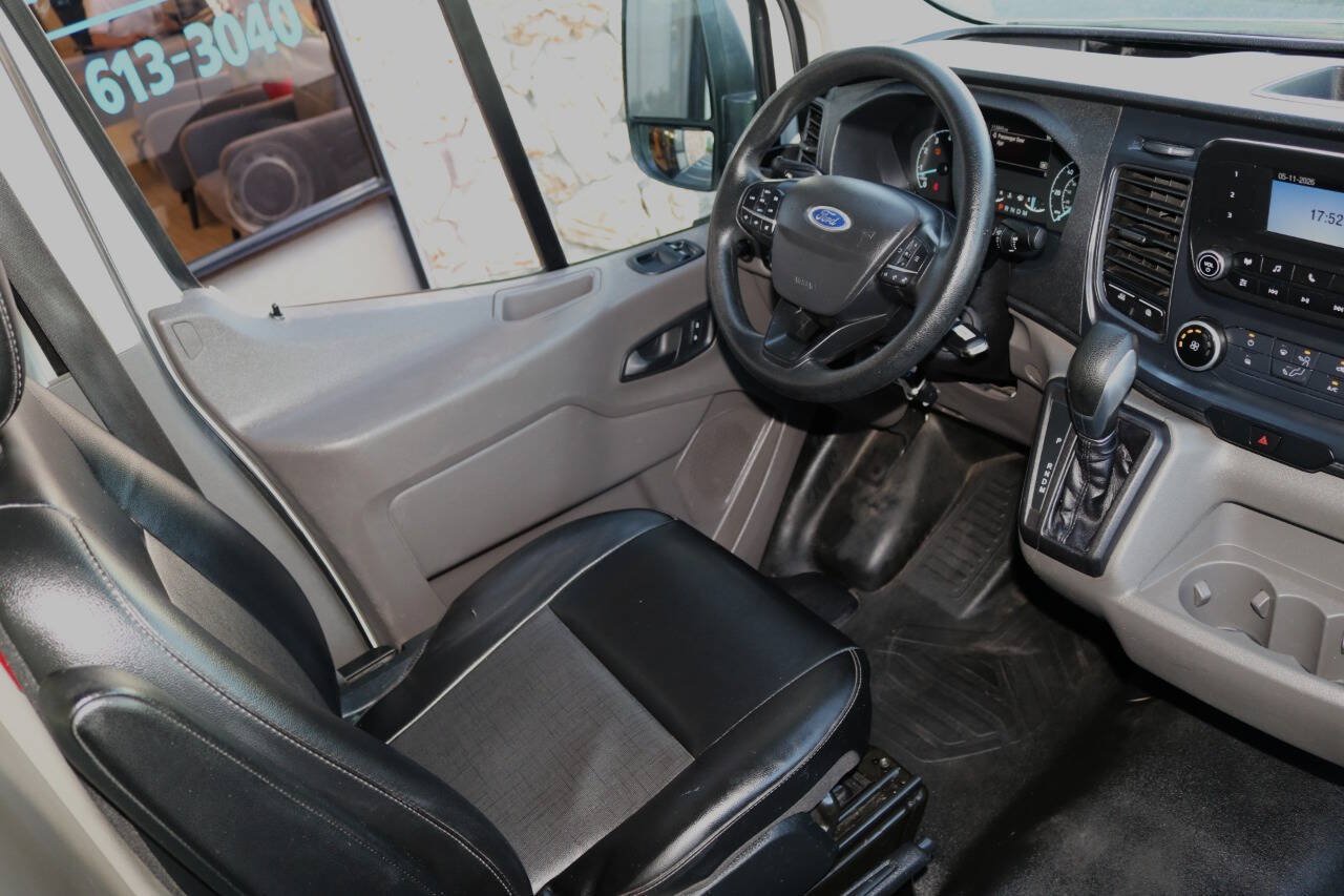 Used 2020 Ford Transit 150 Medium Roof RWD image 17