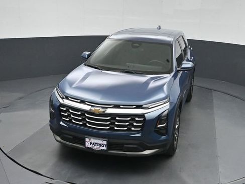 Used 2026 Chevrolet Equinox LT FWD image 37