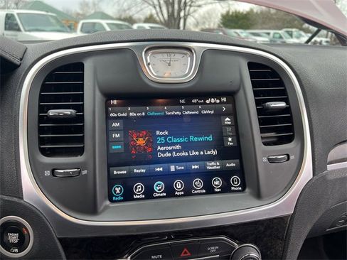 Used 2017 Chrysler 300 C w/ Safetytec Plus Group image 24