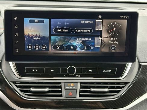 Certified 2025 Nissan Altima 2.5 SR w/ SR Premium Package FWD image 28