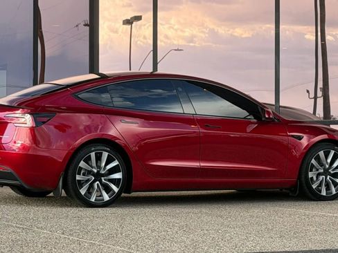 Used 2024 Tesla Model 3 Long Range AWD/4WD image 18
