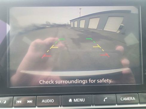 Used 2023 Nissan Rogue SV image 27