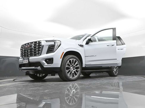 New 2026 GMC Yukon Denali w/ Denali Reserve Package image 36