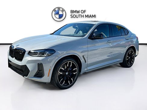 Used 2023 BMW X4 M40i w/ Premium Package image 3