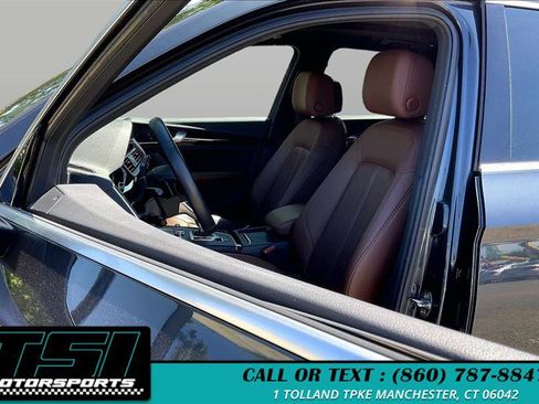 Used 2019 Audi Q5 2.0T Premium Plus w/ Premium Plus Package AWD/4WD image 24