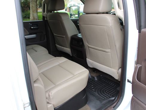 Used 2016 Chevrolet Silverado 2500 LTZ image 14